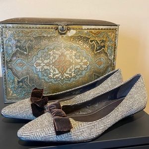 Lauren by Ralph Lauren brown tweed herringbone kitten heel velvet bow heels 9B